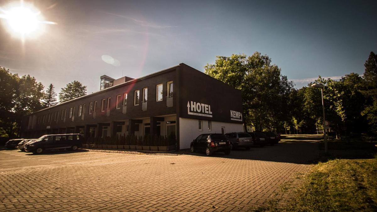 Hotel Sazavsky Ostrov Сазава Экстерьер фото