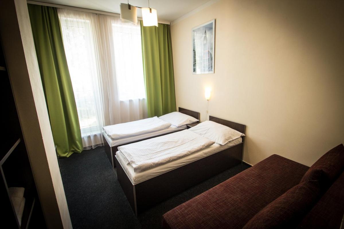 Hotel Sazavsky Ostrov Сазава Экстерьер фото